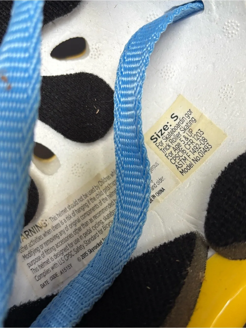Despicable Me Minion-themed Kids Yellow & Light Blue Helmet and Knee/Elbow Pads